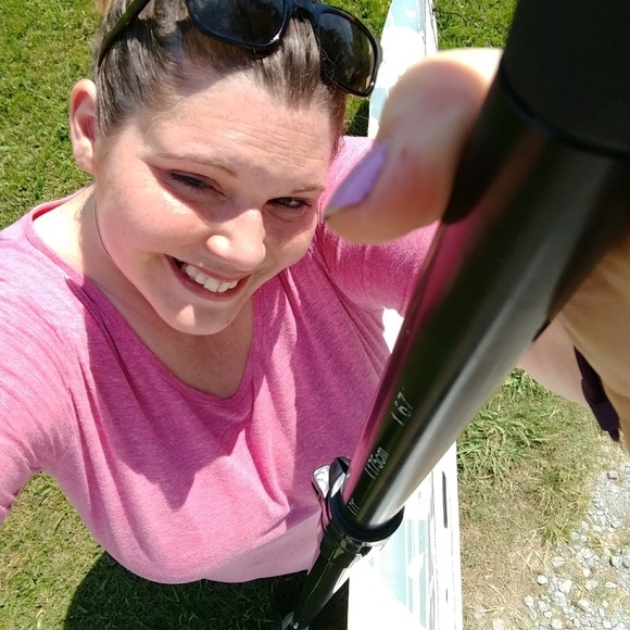 Meet your Posher, Kim - Picture 7 of 8